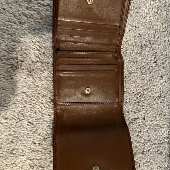 Burberry women’s small folding canvas house check - Picture 2 of 4